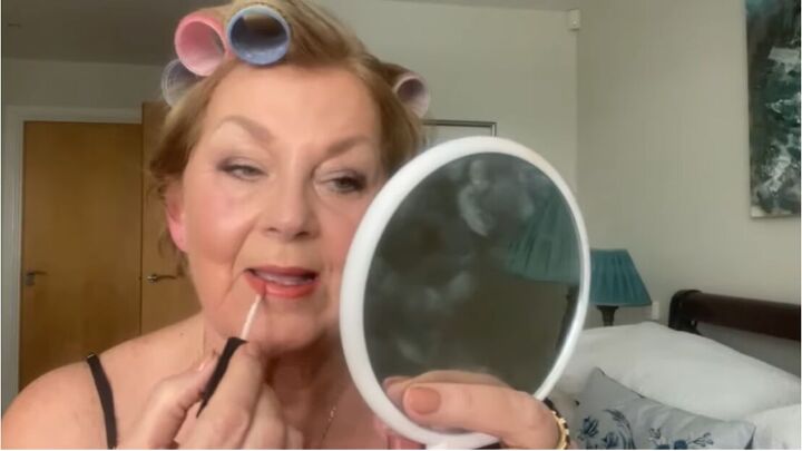 makeup tutorial for women over 50, Applying lip color