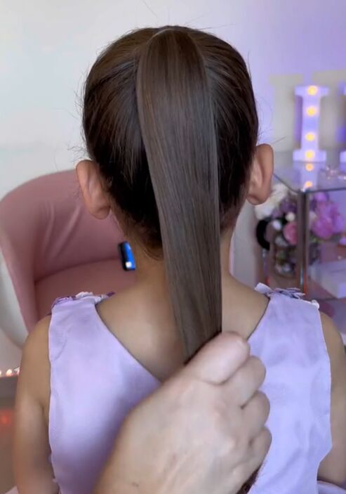 simple hack to elevate your ponytail, Ponytail