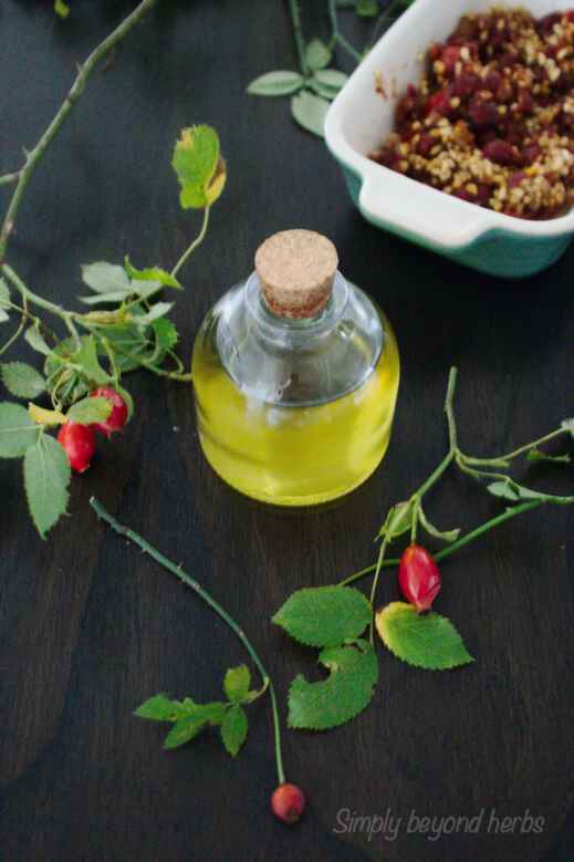 homemade face serum recipe for every skin type, How to apply this DIY face serum with essential oils
