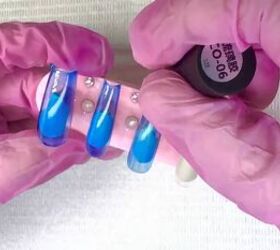 swimming pool nails, Applying blue polish
