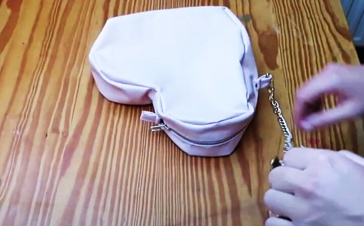 how to make a leather purse, Adding bag strap
