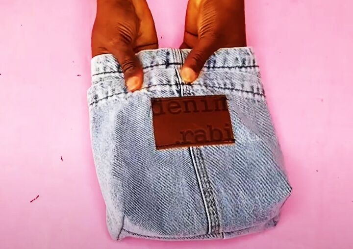 denim upcycling, Constructing the bags