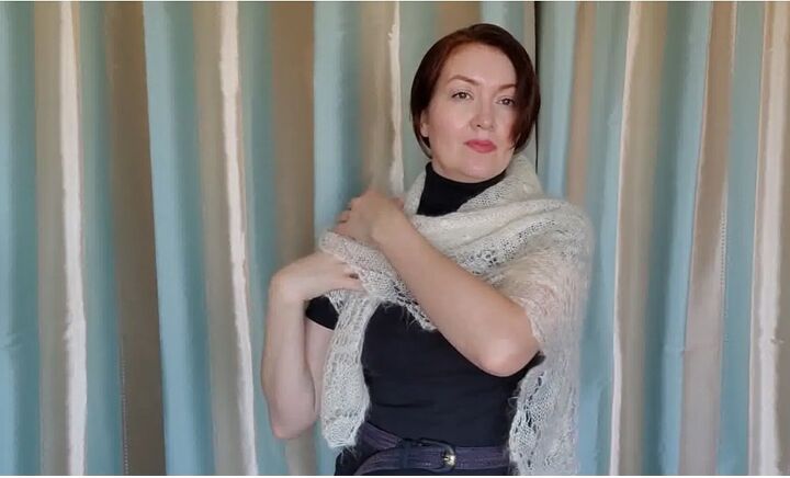 how to wear a large scarf, Wrapped around