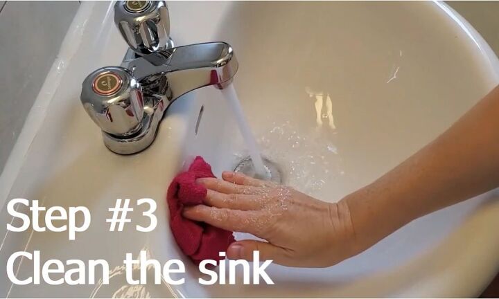 how to wash a silk scarf, Cleaning sink