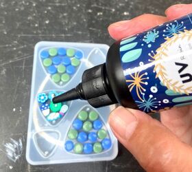 Making Epoxy Resin Jewellery Experiment Upstyle