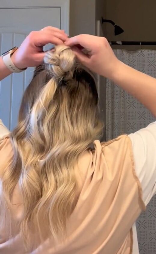 easy and simple half up hairstyle, Fanning braid