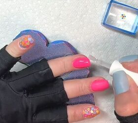 barbie pink nails, Applying clear polish