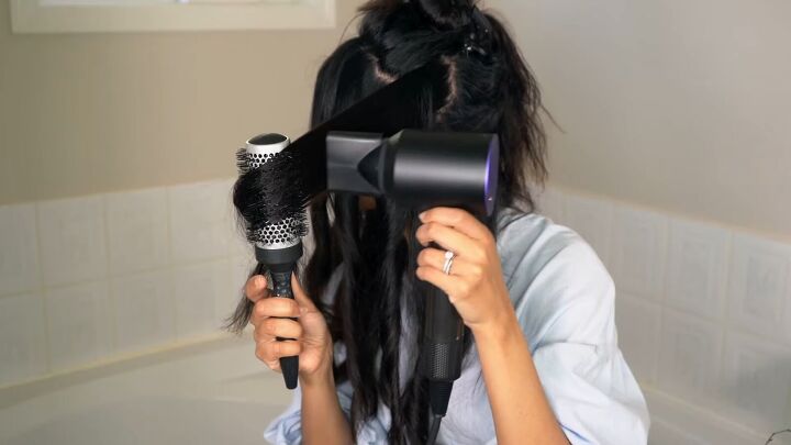 blow dry waves, Blow drying hair