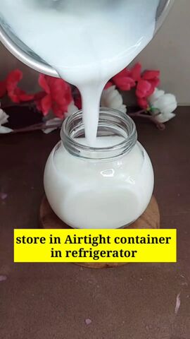 diy hair conditioner, Pouring mixture into jar