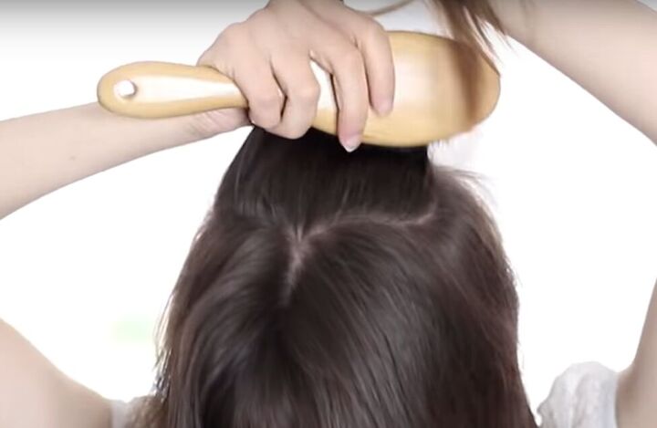 elevated ponytail, Volumize your ponytail