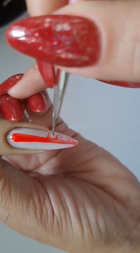 nail polish hacks, Making swirls