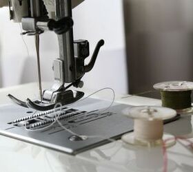 how to replace a sewing machine needle