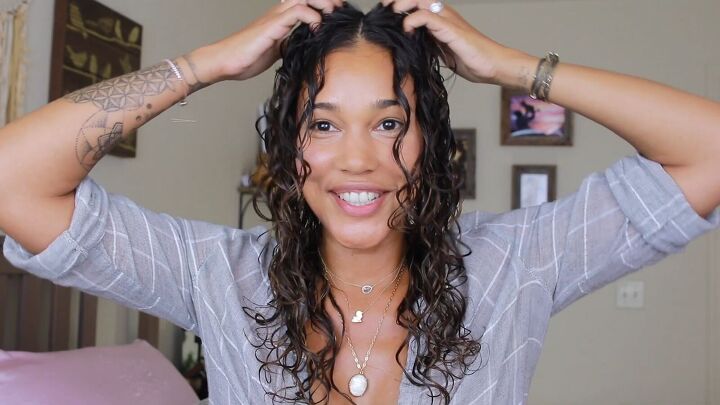 Diffusing Emma Easy Diffusing Technique: How to Diffuse Wavy Hair | Upstyle