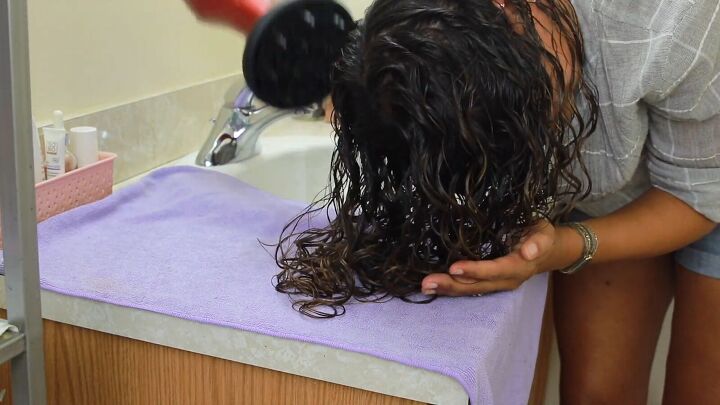 Easy Diffusing Technique: How to Diffuse Wavy Hair | Upstyle