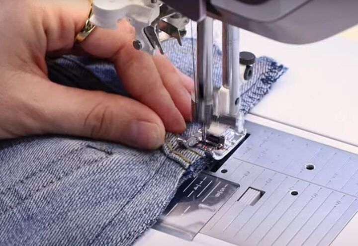 how to take in waist on jeans, Topstitching