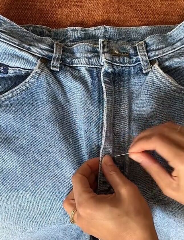 how to fix a broken zipper, Sewing the flap