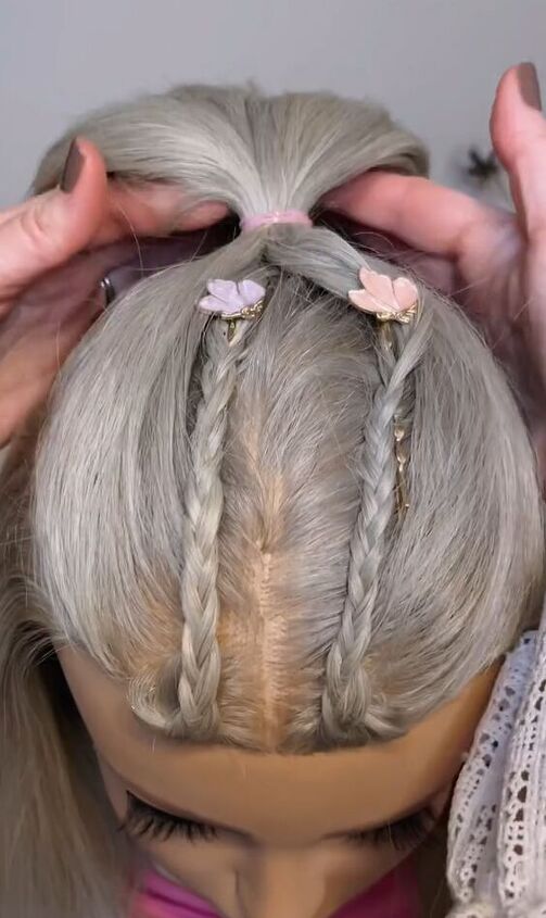 half up hairstyle perfect for summer, Tying half ponytail