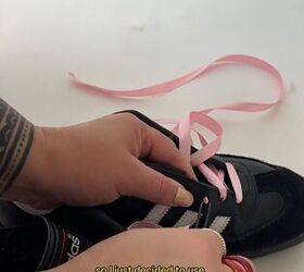 easy fashion hack for coquette vibes, Adding ribbon