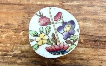 How to Make a Beautiful Ceramic Brooch From Vintage Crockery