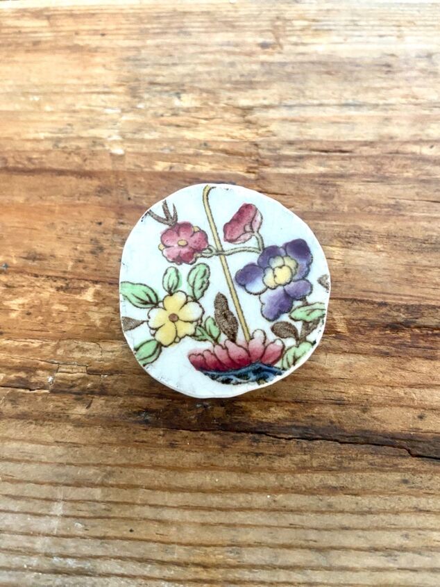 how to make a beautiful ceramic brooch from vintage crockery