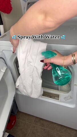 2 easy hacks to get rid of wrinkles, Spraying fabric with water
