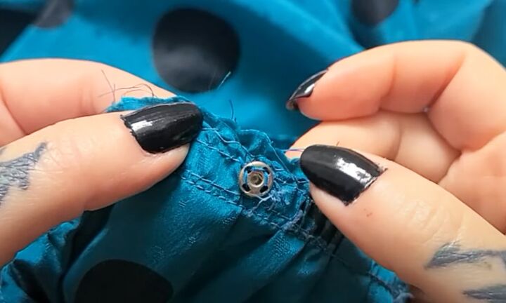 Easy Tutorial on How to Make a Dress Bigger | Upstyle Easy Tutorial on How to Make a Dress Bigger | Upstyle