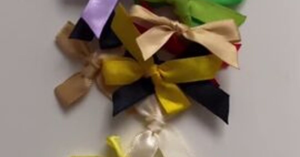 3 Ways to Turn Bows Into Accessories | Upstyle