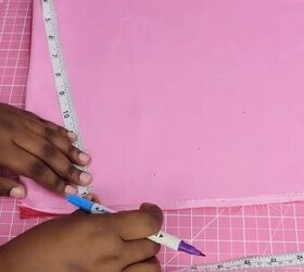 diy ruffle bonnet, Marking fabric