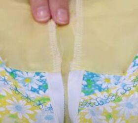 how to sew on an invisible zipper, Attaching top edge