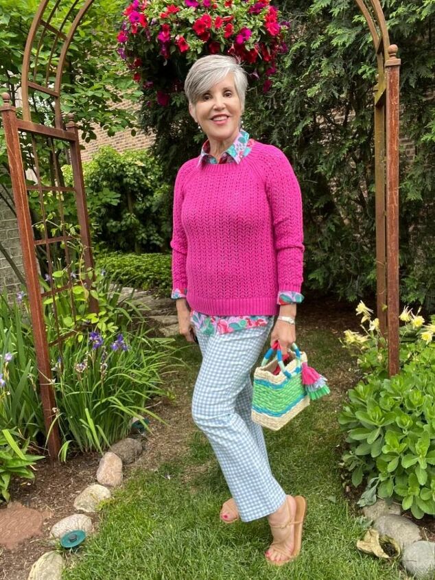 4 fun ways to style blue gingham pants for women, Here I am wearing the lilac sweater over the print shirt with the blue gingham pants and nude flat sandals