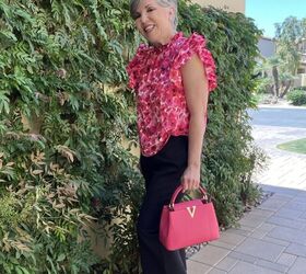 do you know about avara tops and accessories, Here I am wearing the top with black cropped pants and black D orsay pumps along with the pink purse