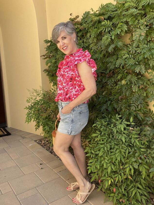 do you know about avara tops and accessories, The last look is a pair of cut off light blue denim shorts with a pink top and a wicker J McLaughlin bag My sandals are the sam as look number 2