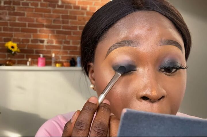 Easy Smokey Eyeshadow Look Tutorial | Upstyle