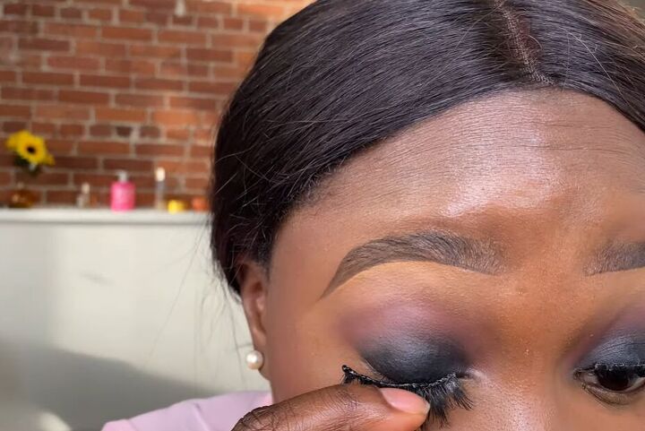 Easy Smokey Eyeshadow Look Tutorial | Upstyle