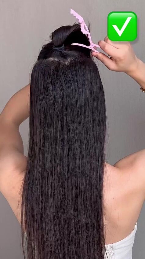 get more volume with this easy hair hack, Clipping hair