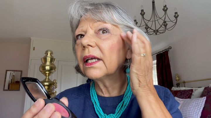 how to contour your face older woman, Adding blush