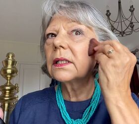 How to Contour Your Face as an Older Woman