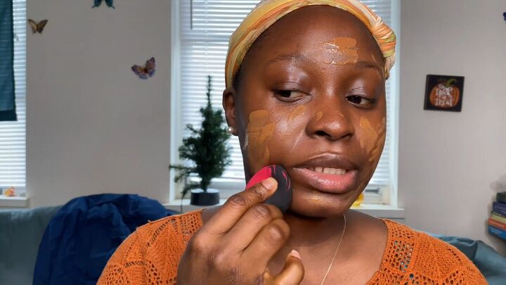 natural makeup look for dark skin, Applying foundation