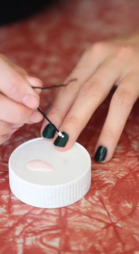 grab a bobby pin for your nails, Creating flowers