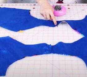 how to sew a crop top, Attaching lining