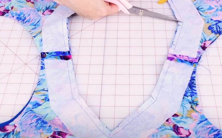how to sew a crop top, Understitching facing