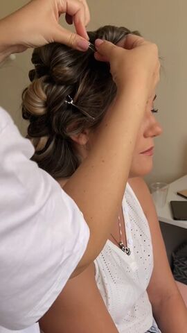 half up wedding hairstyles for curly hair, Curling hair