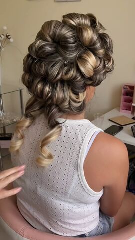 half up wedding hairstyles for curly hair, Removing clips