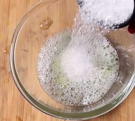 gently scrub these 2 kitchen ingredients on your face, Mixing