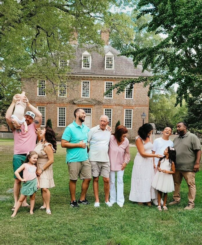 how to dress a fam for beautiful photos outside