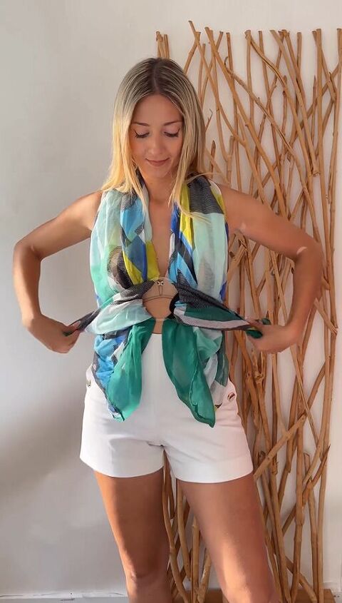 grab a scarf to recreate this perfect vacation top, Pulling tails back
