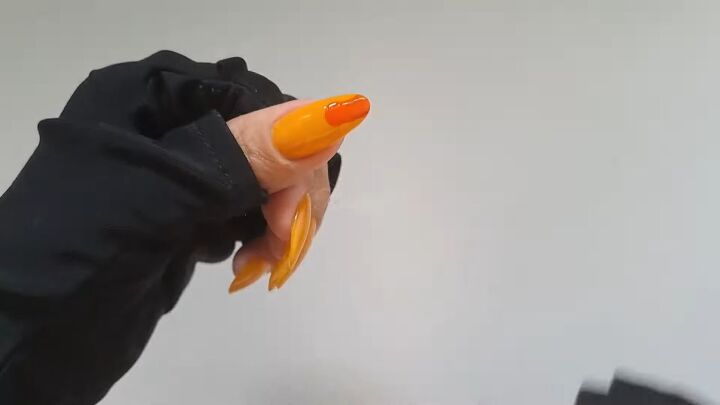 ombre orange nails, Applying gel