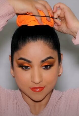 cute pumpkin halloween makeup, Creating pumpkin hairdo