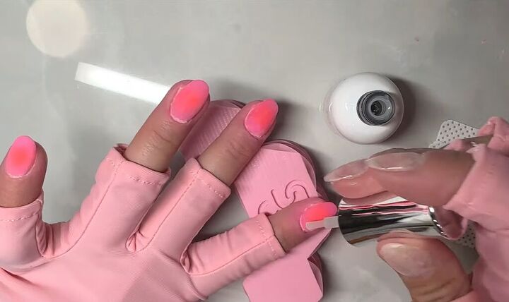 pink dip nails, Activating nails