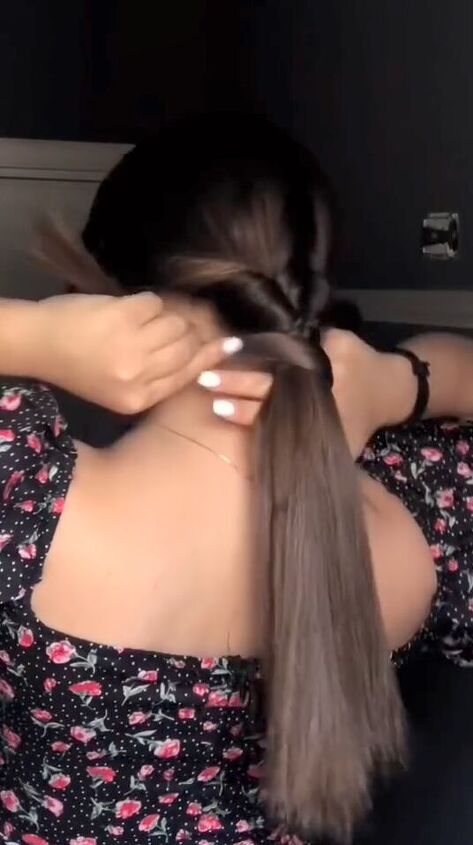 simple easy hairstyle that gives your ponytail a unique touch, Covering hair elastic